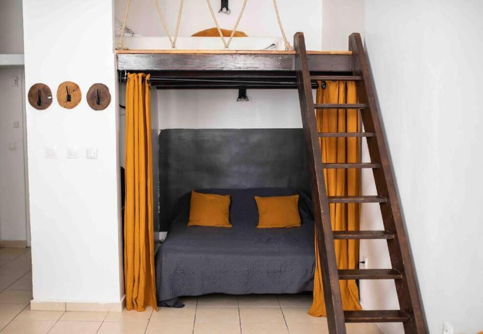 Appartement Tout Equipe Au Coeur Du Vieux Port Marseille Extérieur photo