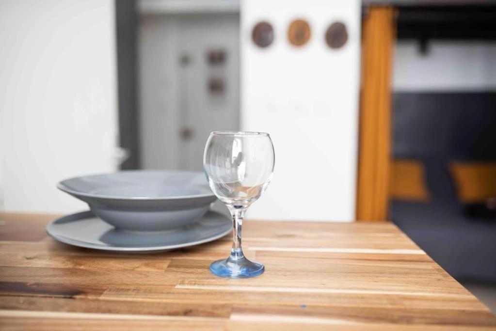 Appartement Tout Equipe Au Coeur Du Vieux Port Marseille Extérieur photo